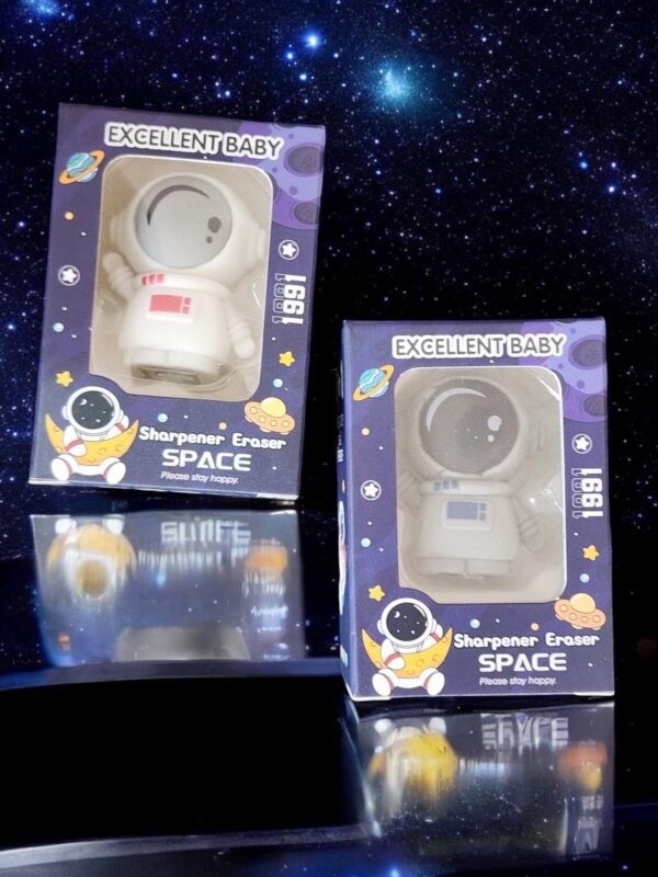 استيكة + براية ديزنى فى علبة