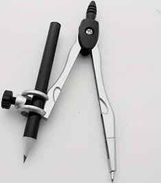 برجل بقلم ومسطرة