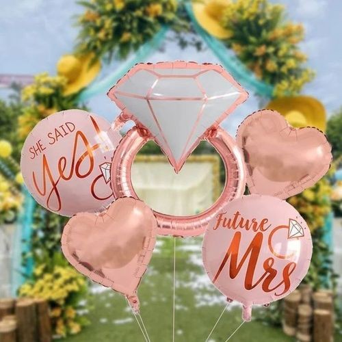 بلالين اشكال هيليوم